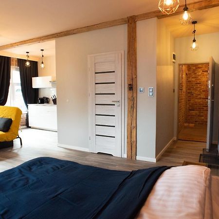 Apartament Antresola Fabryczna Zielona Góra Eksteriør billede